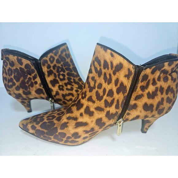 Circus Sam Edelman Sz 8 Leopard Print Womens Bootie Ankle Boots - Picture 3 of 11